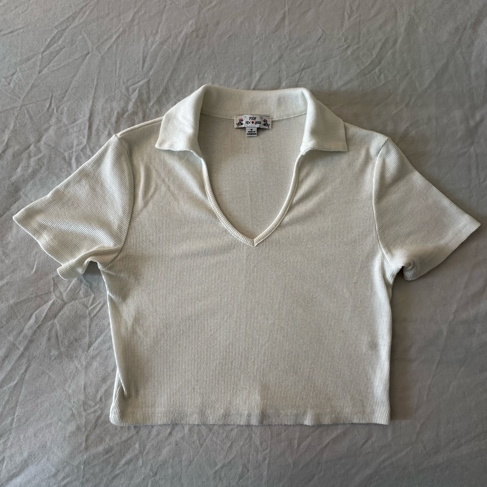 Poof New York Juniors Crop Polo Top. Size Medium